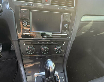 Синий Фольксваген Гольф, объемом двигателя 1.8 л и пробегом 93 тыс. км за 14400 $, фото 10 на Automoto.ua