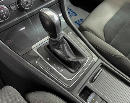 Синий Фольксваген Гольф, объемом двигателя 1.6 л и пробегом 217 тыс. км за 16950 $, фото 16 на Automoto.ua