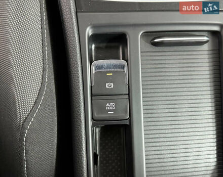 Синий Фольксваген Гольф, объемом двигателя 1.6 л и пробегом 217 тыс. км за 16950 $, фото 23 на Automoto.ua