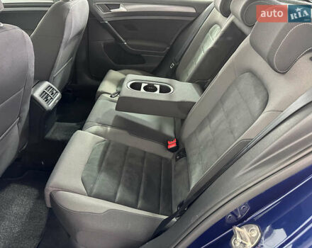 Синий Фольксваген Гольф, объемом двигателя 1.6 л и пробегом 217 тыс. км за 16950 $, фото 10 на Automoto.ua