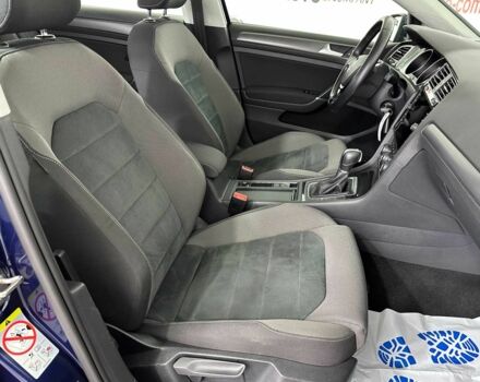 Синий Фольксваген Гольф, объемом двигателя 1.6 л и пробегом 217 тыс. км за 16950 $, фото 13 на Automoto.ua