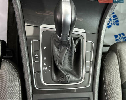 Синий Фольксваген Гольф, объемом двигателя 1.6 л и пробегом 217 тыс. км за 16950 $, фото 19 на Automoto.ua