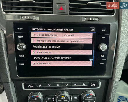 Синий Фольксваген Гольф, объемом двигателя 1.6 л и пробегом 217 тыс. км за 16950 $, фото 28 на Automoto.ua