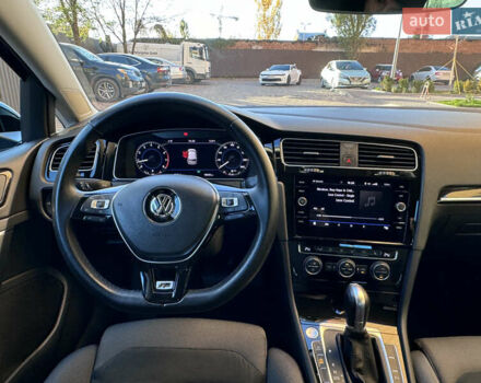 Синий Фольксваген Гольф, объемом двигателя 1.4 л и пробегом 77 тыс. км за 20777 $, фото 23 на Automoto.ua