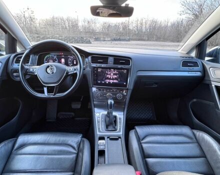 Синий Фольксваген Гольф, объемом двигателя 0 л и пробегом 105 тыс. км за 13200 $, фото 17 на Automoto.ua