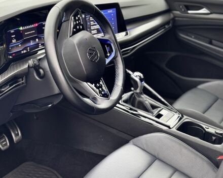 Фольксваген Гольф 2023 в Киеве на Automoto.ua Синий Фольксваген Гольф, объемом двигателя 2 л и пробегом 28 тыс. км за 49500 $, фото 7 на Automoto.ua