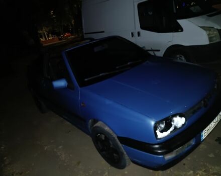 Синий Фольксваген Гольф, объемом двигателя 1.8 л и пробегом 130 тыс. км за 3000 $, фото 4 на Automoto.ua