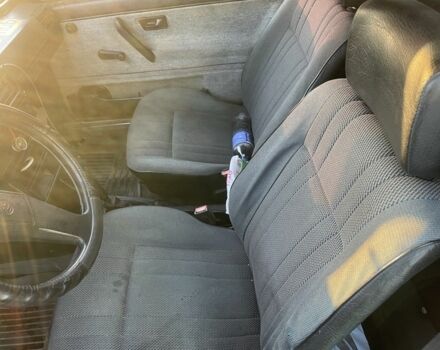 Синий Фольксваген Гольф, объемом двигателя 1.8 л и пробегом 300 тыс. км за 1800 $, фото 7 на Automoto.ua