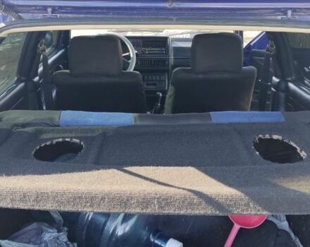 Синий Фольксваген Гольф, объемом двигателя 1.6 л и пробегом 3 тыс. км за 2000 $, фото 5 на Automoto.ua