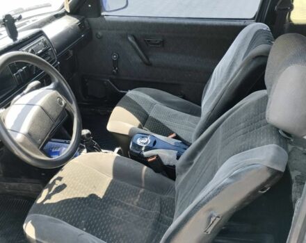 Синий Фольксваген Гольф, объемом двигателя 1.8 л и пробегом 279 тыс. км за 699 $, фото 5 на Automoto.ua