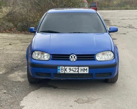Синий Фольксваген Гольф, объемом двигателя 1.4 л и пробегом 236 тыс. км за 2750 $, фото 1 на Automoto.ua
