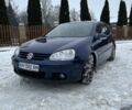 Синий Фольксваген Гольф, объемом двигателя 1.6 л и пробегом 197 тыс. км за 5100 $, фото 1 на Automoto.ua