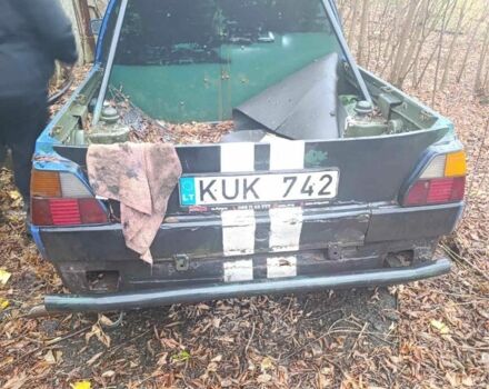 Синий Фольксваген Гольф, объемом двигателя 1.6 л и пробегом 400 тыс. км за 1200 $, фото 1 на Automoto.ua