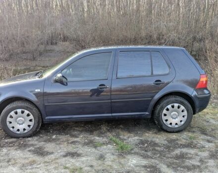 Синий Фольксваген Гольф, объемом двигателя 1.4 л и пробегом 208 тыс. км за 4200 $, фото 2 на Automoto.ua