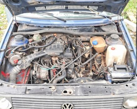 Синій Фольксваген Гольф, об'ємом двигуна 1.6 л та пробігом 200 тис. км за 896 $, фото 5 на Automoto.ua