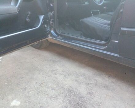 Синій Фольксваген Гольф, об'ємом двигуна 1.8 л та пробігом 118 тис. км за 1650 $, фото 4 на Automoto.ua