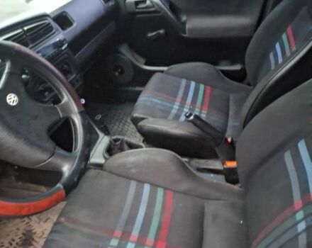 Синий Фольксваген Гольф, объемом двигателя 1.8 л и пробегом 240 тыс. км за 2450 $, фото 1 на Automoto.ua