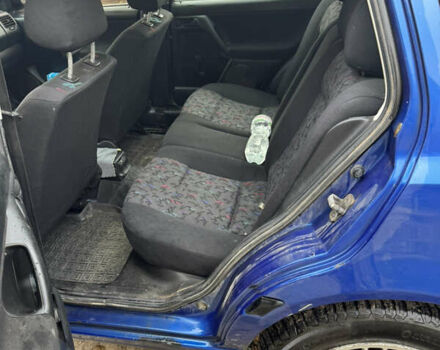 Синий Фольксваген Гольф, объемом двигателя 1.9 л и пробегом 200 тыс. км за 2600 $, фото 7 на Automoto.ua