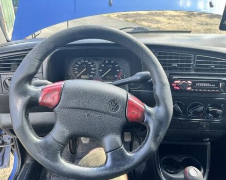 Синий Фольксваген Гольф, объемом двигателя 1.8 л и пробегом 300 тыс. км за 2100 $, фото 10 на Automoto.ua