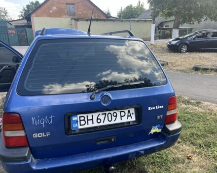 Синий Фольксваген Гольф, объемом двигателя 1.8 л и пробегом 300 тыс. км за 2100 $, фото 12 на Automoto.ua