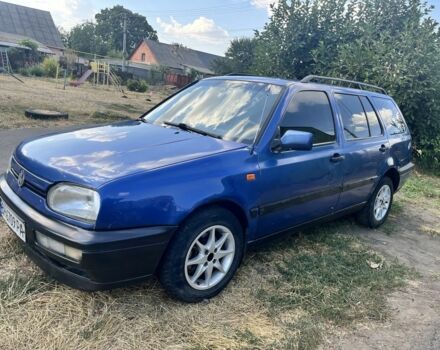 Синий Фольксваген Гольф, объемом двигателя 1.8 л и пробегом 300 тыс. км за 2100 $, фото 6 на Automoto.ua