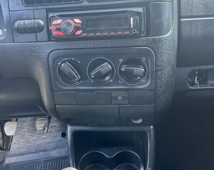 Синий Фольксваген Гольф, объемом двигателя 1.8 л и пробегом 300 тыс. км за 2100 $, фото 8 на Automoto.ua