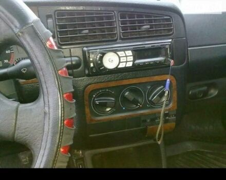 Синій Фольксваген Гольф, об'ємом двигуна 1.8 л та пробігом 500 тис. км за 2600 $, фото 7 на Automoto.ua