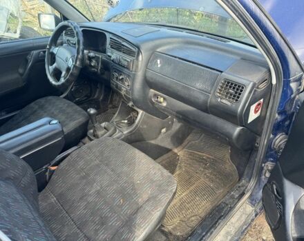 Синий Фольксваген Гольф, объемом двигателя 1.9 л и пробегом 356 тыс. км за 1850 $, фото 9 на Automoto.ua