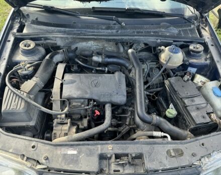 Синий Фольксваген Гольф, объемом двигателя 1.9 л и пробегом 356 тыс. км за 1850 $, фото 7 на Automoto.ua