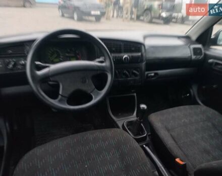 Синій Фольксваген Гольф, об'ємом двигуна 1.9 л та пробігом 400 тис. км за 2300 $, фото 16 на Automoto.ua