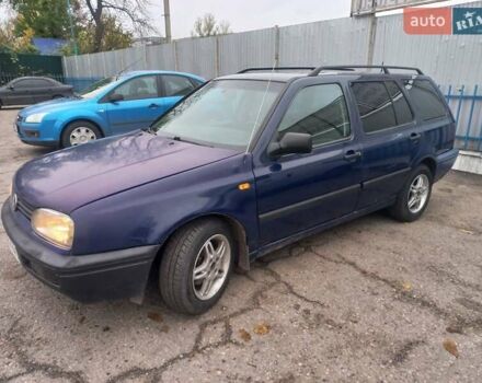 Синій Фольксваген Гольф, об'ємом двигуна 1.9 л та пробігом 400 тис. км за 2300 $, фото 1 на Automoto.ua