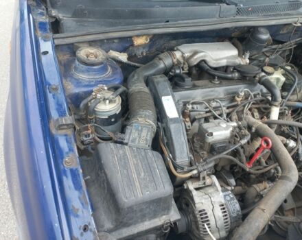 Синий Фольксваген Гольф, объемом двигателя 1.9 л и пробегом 380 тыс. км за 2500 $, фото 23 на Automoto.ua