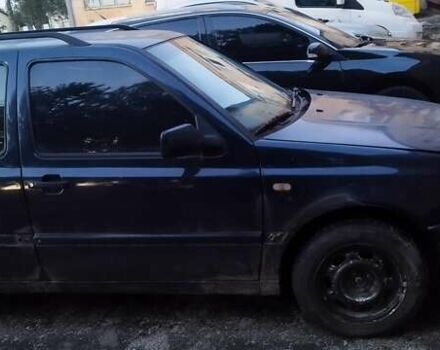 Синій Фольксваген Гольф, об'ємом двигуна 1.8 л та пробігом 305 тис. км за 1800 $, фото 7 на Automoto.ua