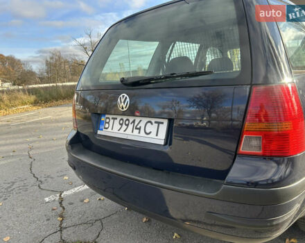 Синий Фольксваген Гольф, объемом двигателя 1.39 л и пробегом 273 тыс. км за 3850 $, фото 12 на Automoto.ua