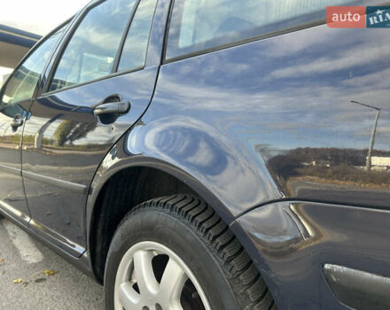 Синий Фольксваген Гольф, объемом двигателя 1.39 л и пробегом 273 тыс. км за 3850 $, фото 25 на Automoto.ua