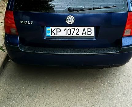 Синий Фольксваген Гольф, объемом двигателя 1.6 л и пробегом 342 тыс. км за 3500 $, фото 6 на Automoto.ua