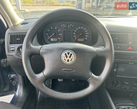 Синий Фольксваген Гольф, объемом двигателя 1.39 л и пробегом 273 тыс. км за 3850 $, фото 35 на Automoto.ua
