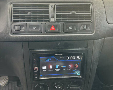 Синий Фольксваген Гольф, объемом двигателя 1.39 л и пробегом 273 тыс. км за 3850 $, фото 40 на Automoto.ua