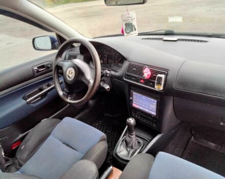 Синій Фольксваген Гольф, об'ємом двигуна 1.6 л та пробігом 190 тис. км за 3800 $, фото 10 на Automoto.ua