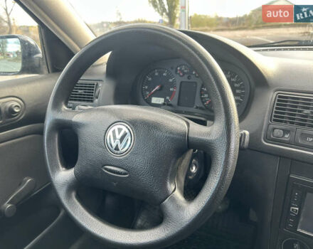 Синий Фольксваген Гольф, объемом двигателя 1.39 л и пробегом 273 тыс. км за 3850 $, фото 54 на Automoto.ua