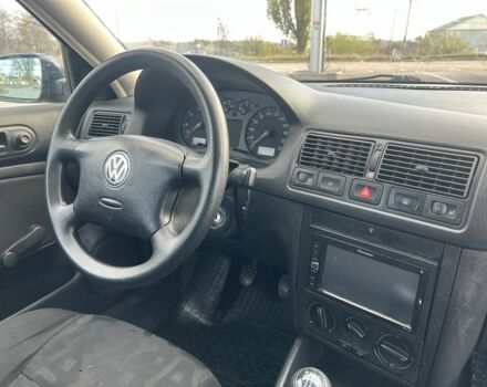 Синий Фольксваген Гольф, объемом двигателя 1.4 л и пробегом 273 тыс. км за 3850 $, фото 18 на Automoto.ua