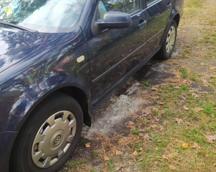 Синий Фольксваген Гольф, объемом двигателя 1.9 л и пробегом 280 тыс. км за 3400 $, фото 3 на Automoto.ua