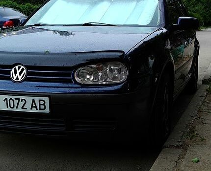 Синий Фольксваген Гольф, объемом двигателя 1.6 л и пробегом 342 тыс. км за 3500 $, фото 4 на Automoto.ua