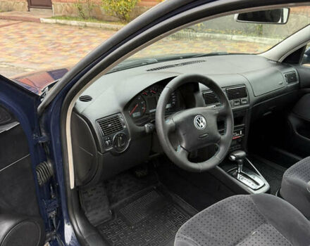 Синий Фольксваген Гольф, объемом двигателя 1.6 л и пробегом 262 тыс. км за 4799 $, фото 33 на Automoto.ua