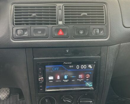 Синий Фольксваген Гольф, объемом двигателя 1.4 л и пробегом 273 тыс. км за 3850 $, фото 9 на Automoto.ua