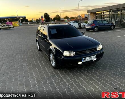 Синий Фольксваген Гольф, объемом двигателя 1.9 л и пробегом 214 тыс. км за 3500 $, фото 5 на Automoto.ua