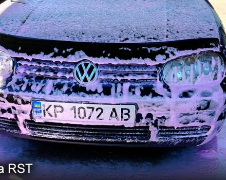 Синий Фольксваген Гольф, объемом двигателя 1.6 л и пробегом 342 тыс. км за 3500 $, фото 7 на Automoto.ua