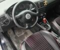 Синий Фольксваген Гольф, объемом двигателя 1.9 л и пробегом 450 тыс. км за 4000 $, фото 5 на Automoto.ua