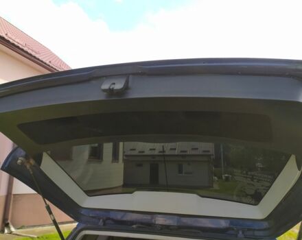 Синий Фольксваген Гольф, объемом двигателя 1.6 л и пробегом 339 тыс. км за 3000 $, фото 7 на Automoto.ua