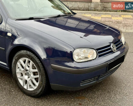 Синий Фольксваген Гольф, объемом двигателя 1.6 л и пробегом 262 тыс. км за 4799 $, фото 14 на Automoto.ua